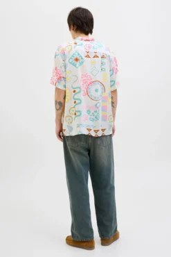 Camisa estampada com corte descontraído
