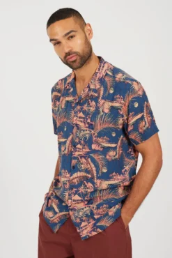 Camisa estampada de manga curta