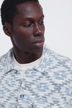 Camisa jacquard étnica
