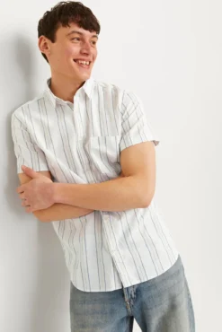 Camisa linho às riscas