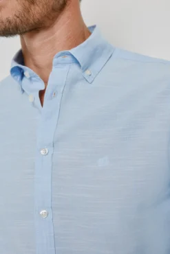 Camisa lisa de manga comprida