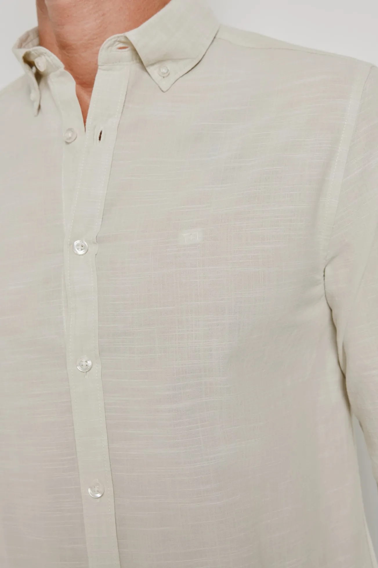 Camisa lisa de manga comprida