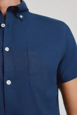 Camisa lisa de manga curta