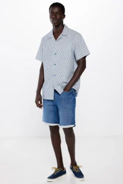 Camisa manga curta jacquard bordado