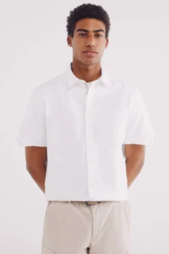 Camisa manga curta pinpoint
