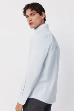 Camisa oxford listrada com vela
