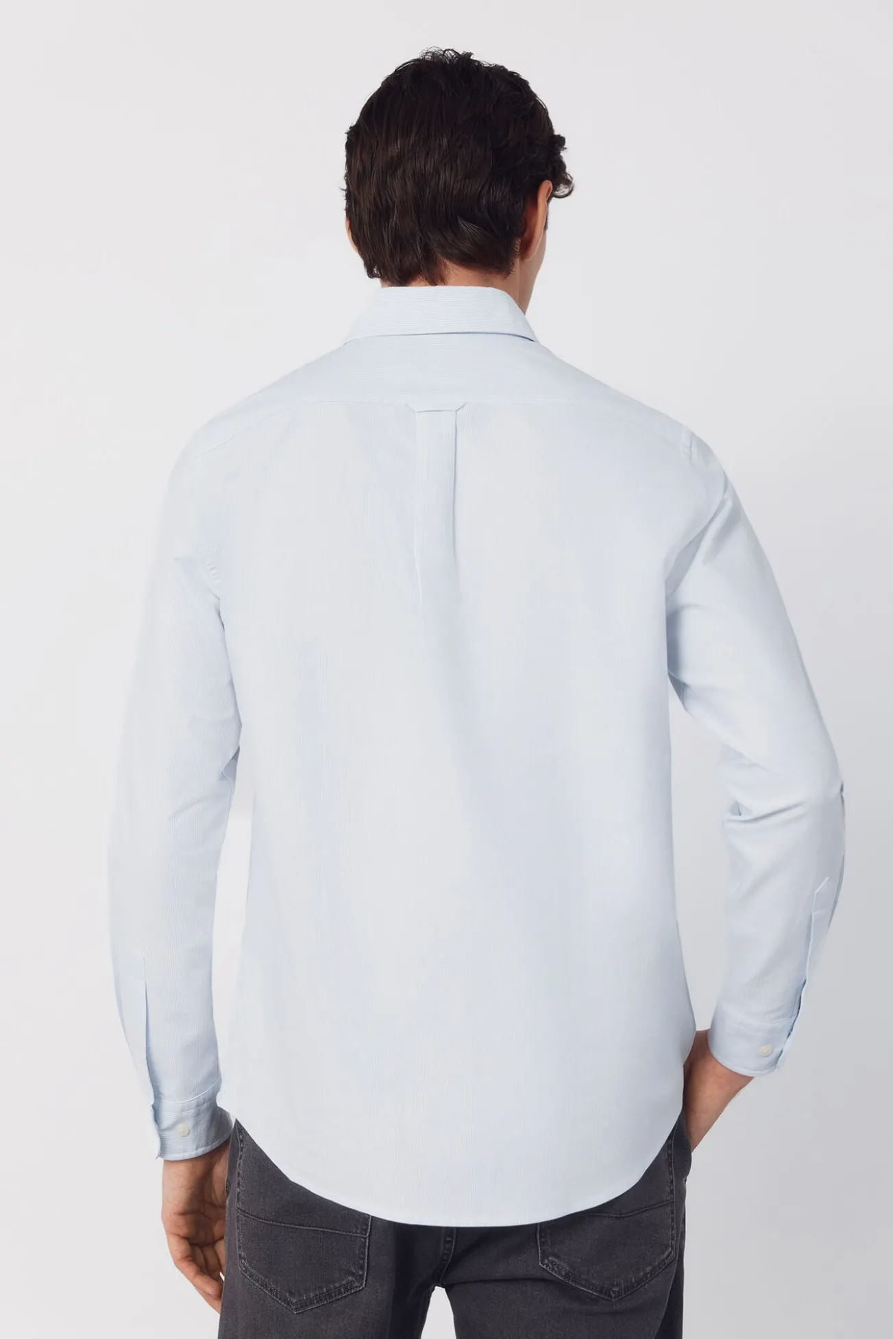 Camisa oxford listrada com vela