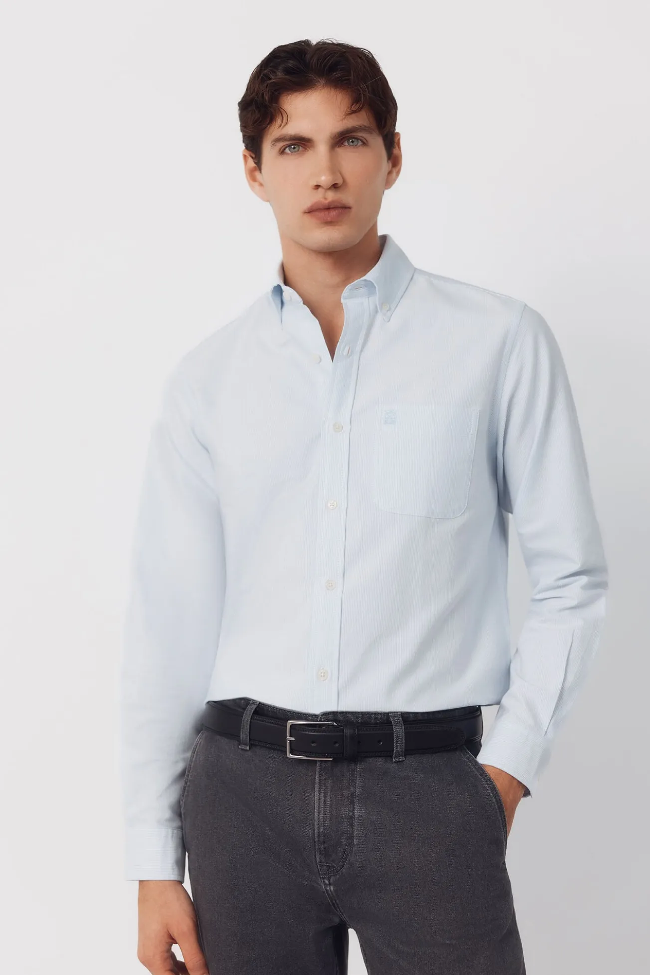 Camisa oxford listrada com vela