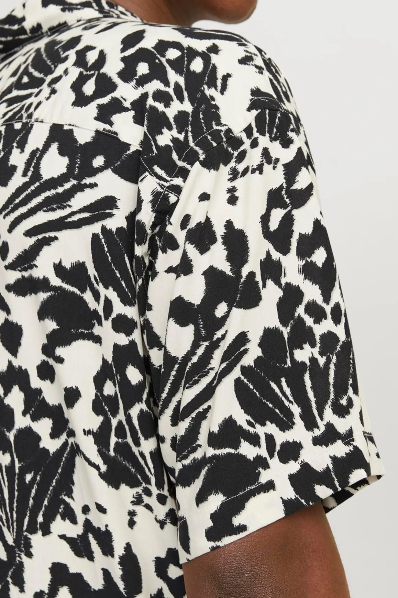 Camisa relaxed fit