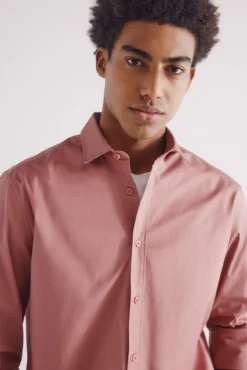 Camisa social elástica