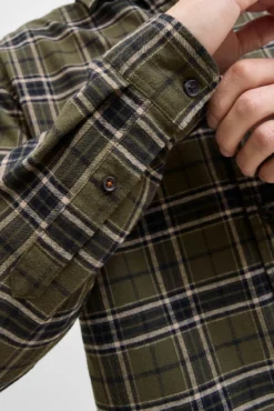 Camisa xadrez básica
