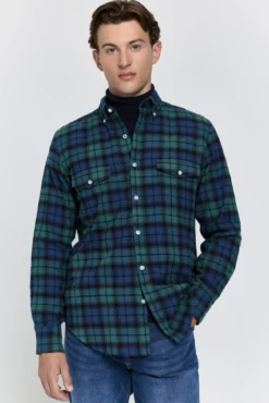 Camisa xadrez com caimento relaxado