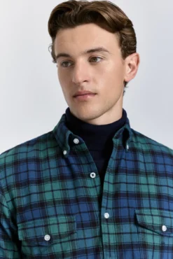 Camisa xadrez com caimento relaxado