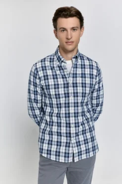 Camisa xadrez com caimento relaxado