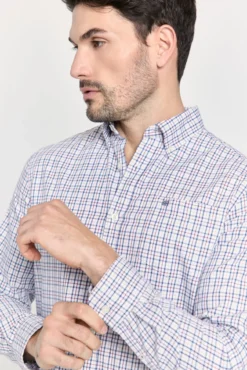 Camisa xadrez com caimento relaxado