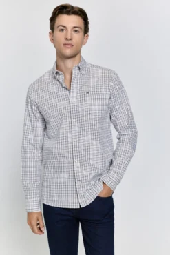 Camisa xadrez com caimento relaxado