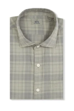 Camisa xadrez tingida