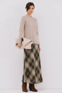 Camiseta básica quadrada