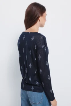 Camiseta estampada com efeito linho