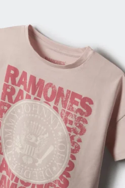 Camiseta feminina dos Ramones