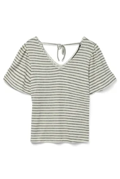 Camiseta riscas com mangas sino