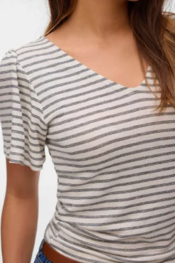 Camiseta riscas com mangas sino