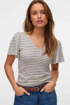 Camiseta riscas com mangas sino