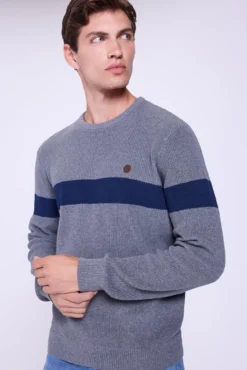 Camisola básica de fantasia