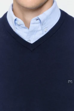Camisola básico com gola em V