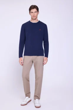 Camisola básico de gola redonda