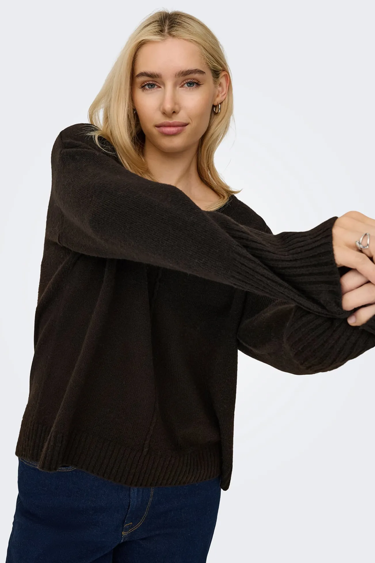 camisola com gola em V
