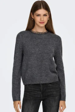 Camisola com renda