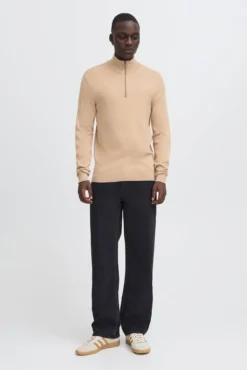 Camisola de gola alta