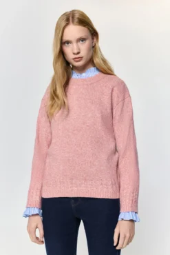 Camisola de gola caixa com detalhes em trança