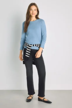 Camisola de gola redonda com estrutura