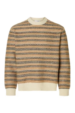 Camisola de lã com gola caixa