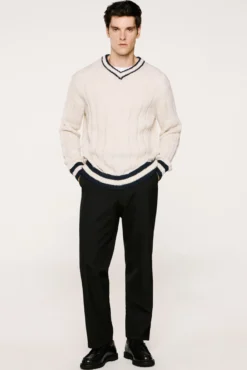 Camisola de lã e alpaca com gola em V