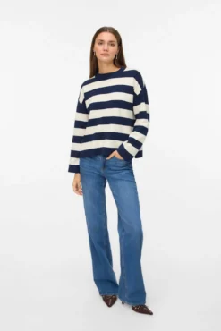 Camisola de malha fina com malha gola redonda