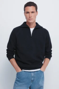 Camisola estiloso com gola de caminhoneiro