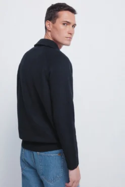 Camisola estiloso com gola de caminhoneiro