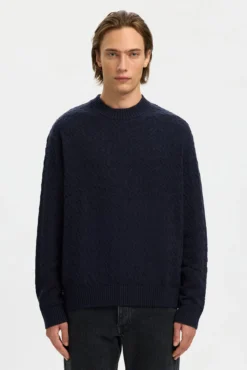 Camisola estruturada 100% algodão orgânico.