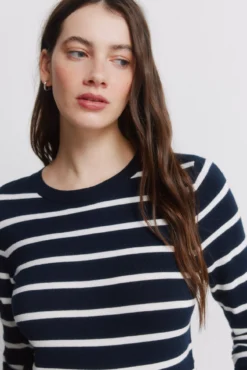 Camisola fina botões punhos