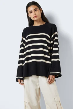 Camisola às riscas