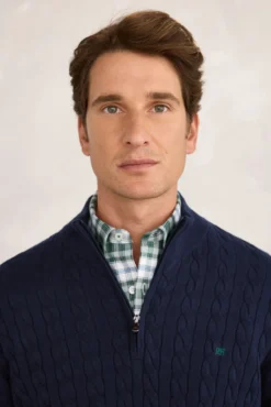 Cardigan com logo e meio zíper