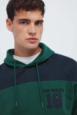 Cortes de capuz com sweatshirt