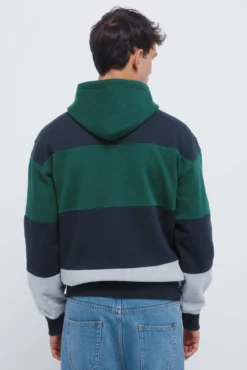 Cortes de capuz com sweatshirt