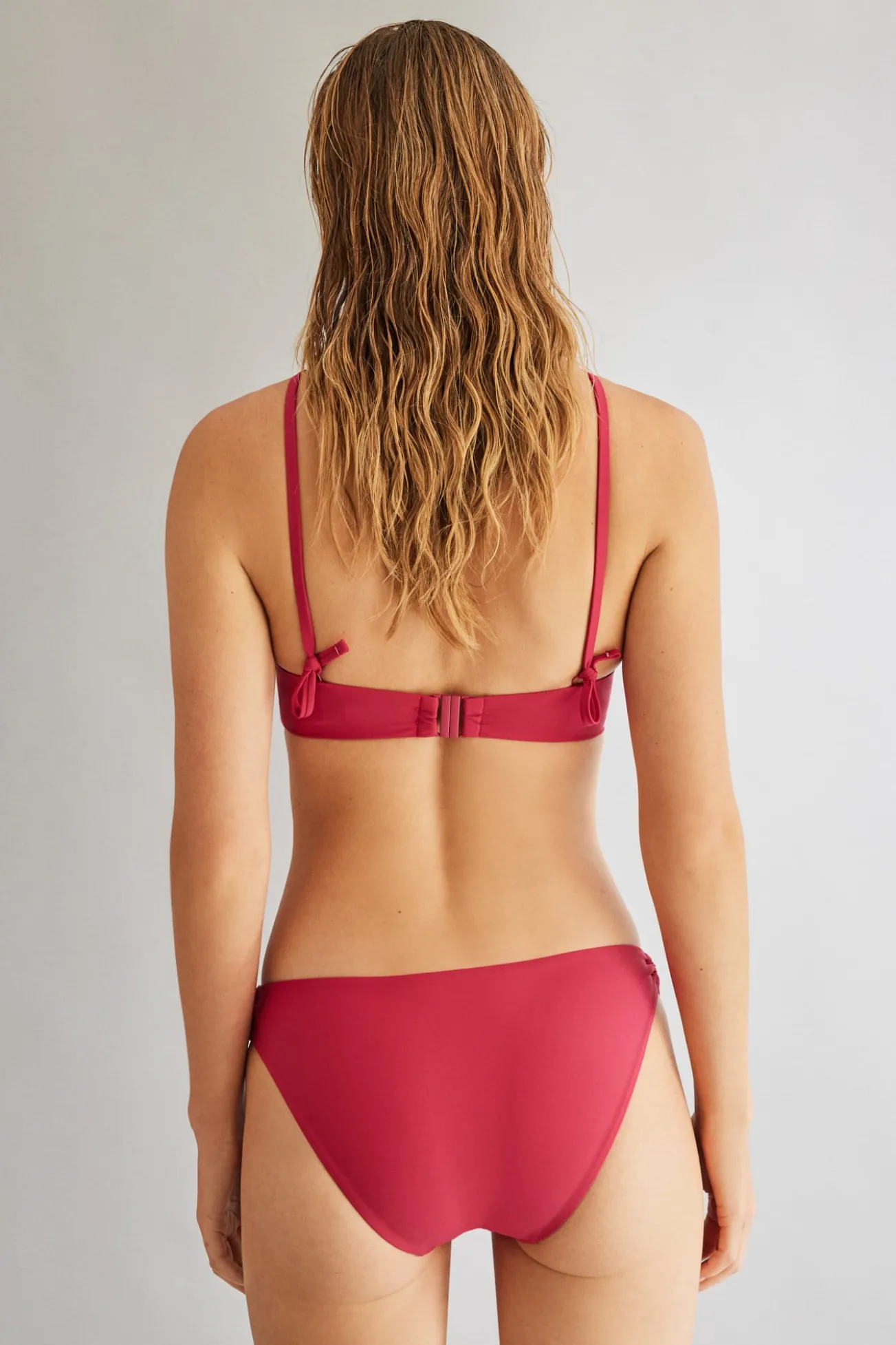 Cueca biquíni clássica rosa