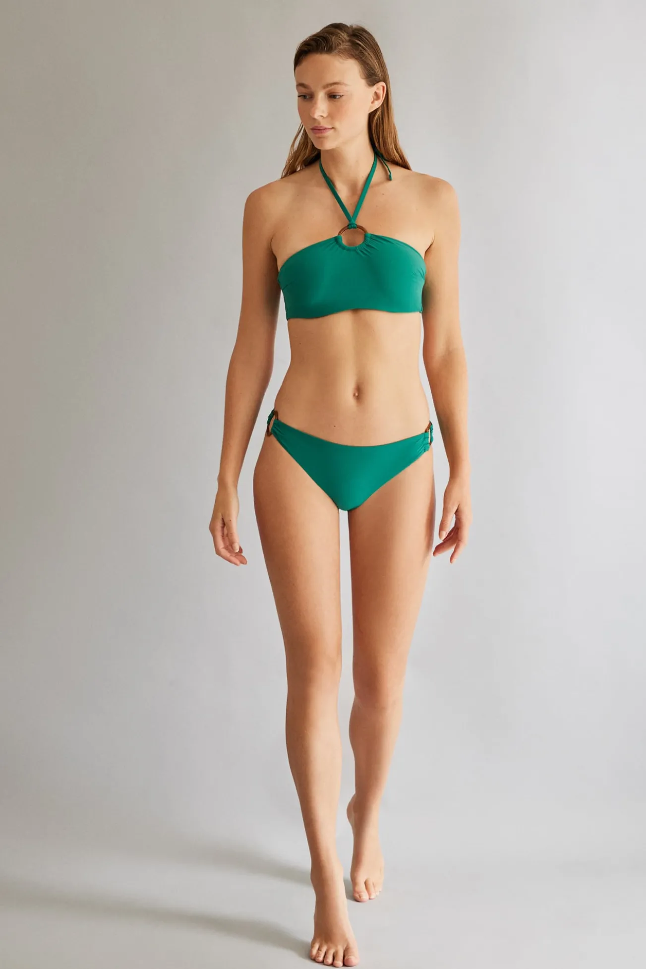 Cueca biquíni clássica verde