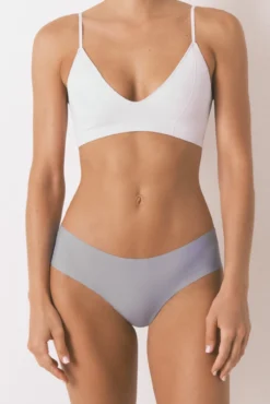 Cueca clássica de microfibra de renda lilás