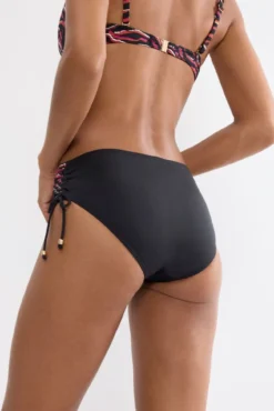 Cueca de biquíni cintura alta com folhos estampado animal